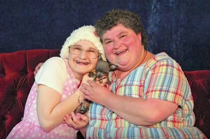 13 Chilling Photos Of Gypsy Rose & Dee Dee Blanchard You Need To See 13 Chilling Photos Of Gypsy Rose & Dee Dee Blanchard You Need To See