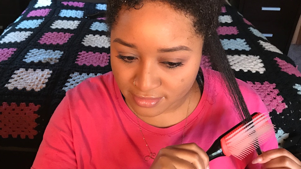 15 Tools That Everyone With Natural Hair Should Have In Their