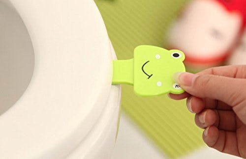 21 Hilarious Bathroom Products That Are Actually Genius