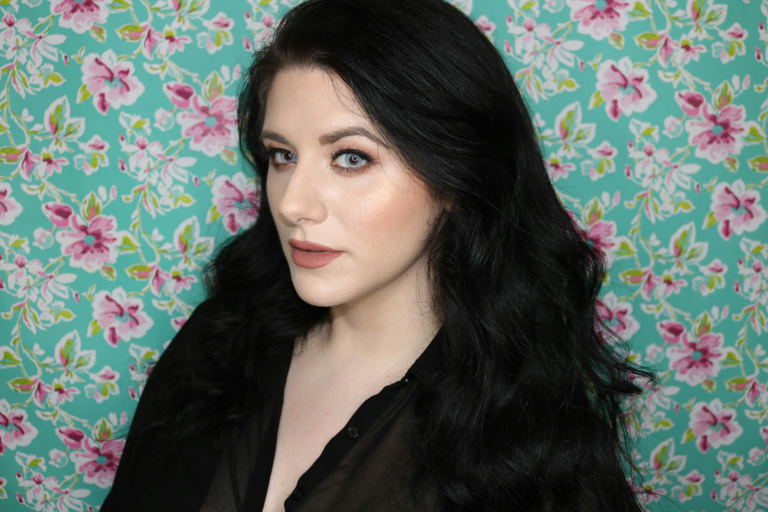 7 Ways To Wear Glitter On Literally Every Part Of Your Face