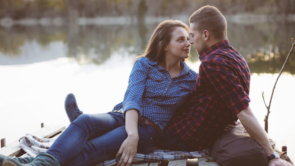 extrovert guy dating introvert girl extrovert guy dating introvert girl