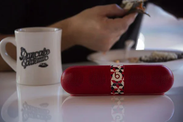 【Beatspill】BARRY McGEE Special edition Artist Barry McGee Brings Vibrant Design To The Beats Pill (Photos)