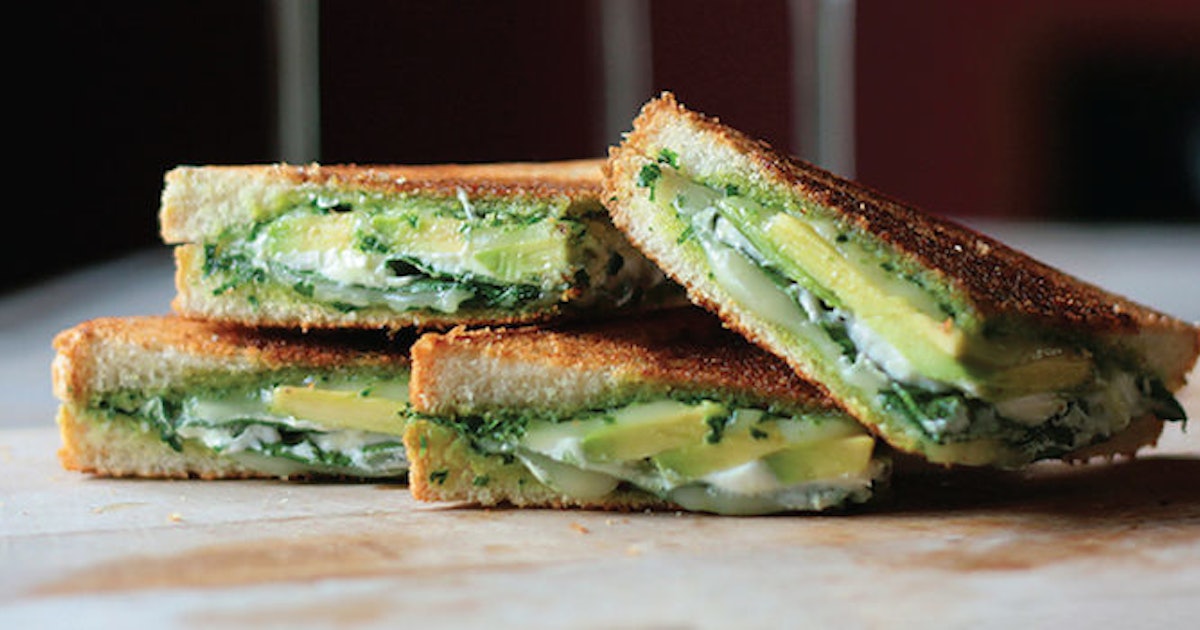 30 Grilled Cheese Sandwiches You Didn't Know Could Possibly Exist (Photos)