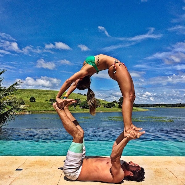 25 AcroYoga Couples Who Prove Nothing Is Sexier Than Being Fit Together