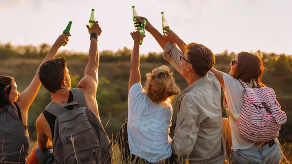 88 Crazy Thoughts Everyone Has When Going Out With New Friends