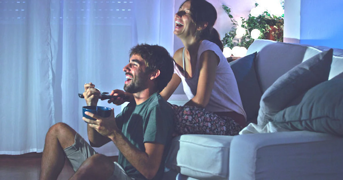 A Psa To All Single Ladies Netflix And Chill Is Not A Date