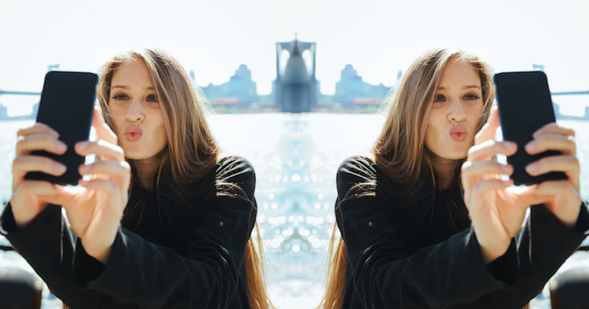 The Most Awkward Forms of Communication Ranked From Least To Most Awk