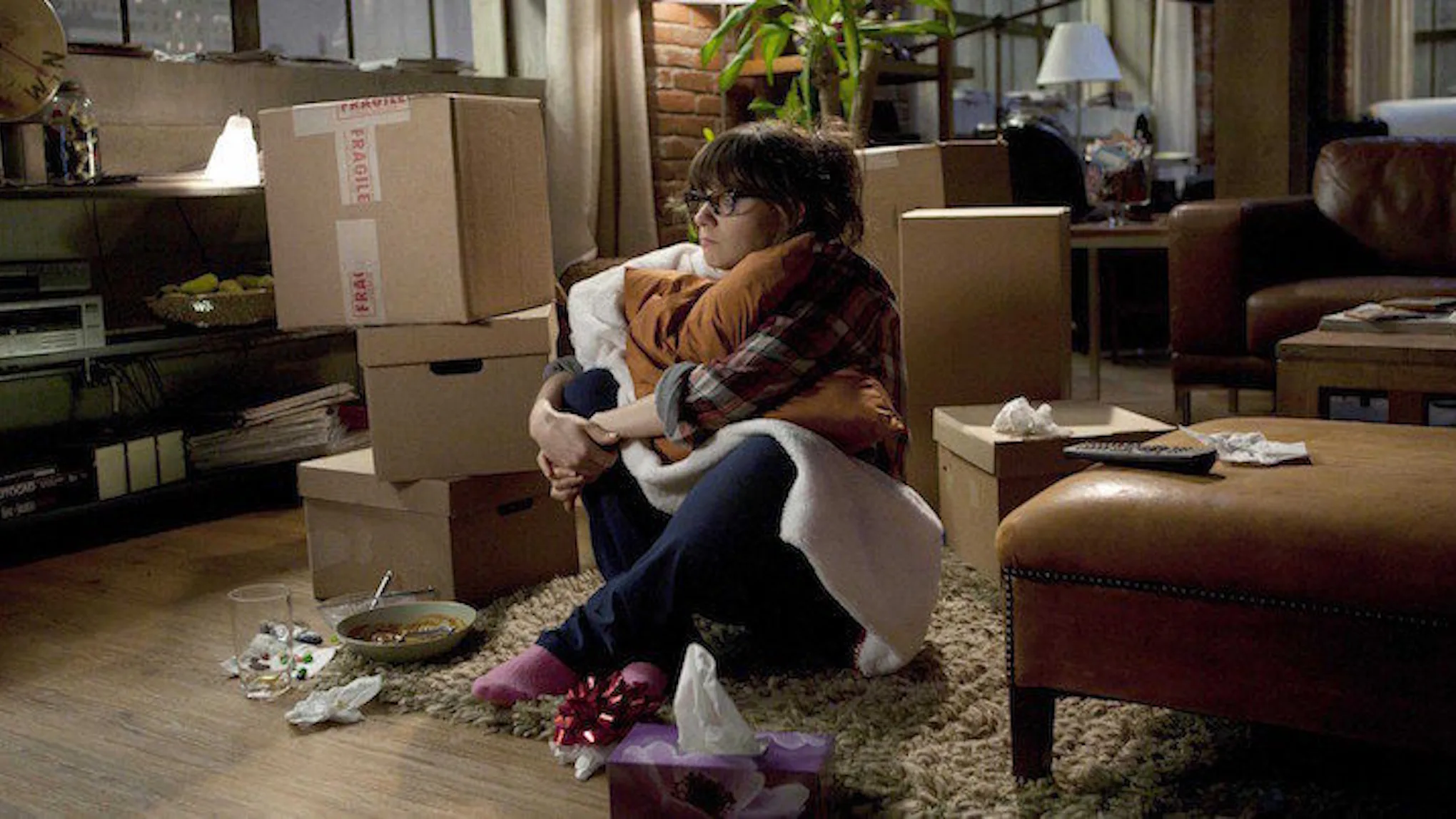 Secret Behavior: 18 Weird Things Girls Do When They're Home Alone