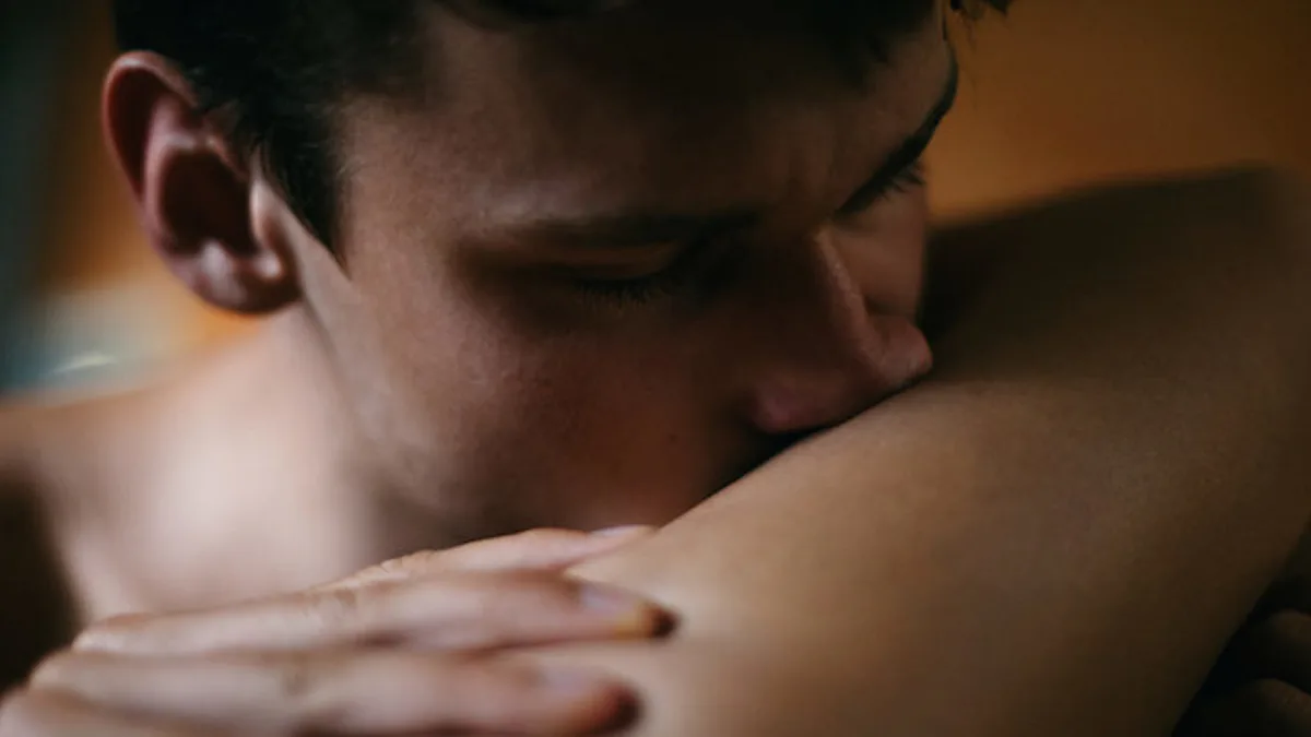 One Last Gift: 2 Things You Must Know To Give The Best Oral Sex Ever One Last Gift: 2 Things You Must Know To Give The Best Oral Sex Ever