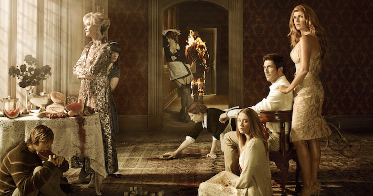 The 5 Stages Of Becoming Addicted To American Horror Story