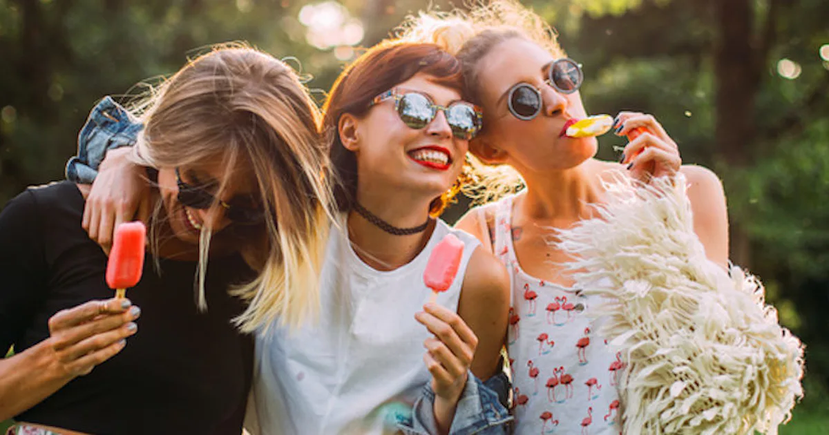3 Is Never A Crowd The Pros And Cons Of Having 2 Best Friends