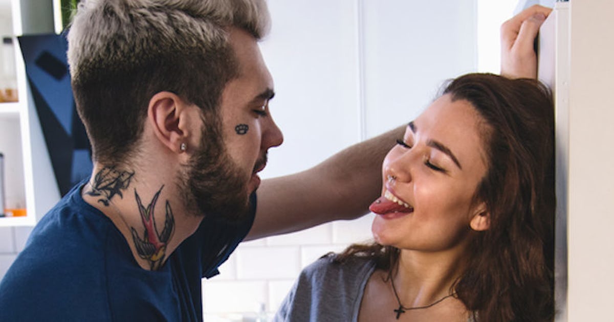 7 Tips To Surviving Your Girlfriend When She's On Her Period 7 Tips To Surviving Your Girlfriend When She's On Her Period