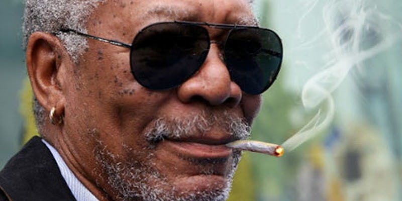 8 Oscar Winners Who Smoke Weed OnScreen And Behind The Scenes