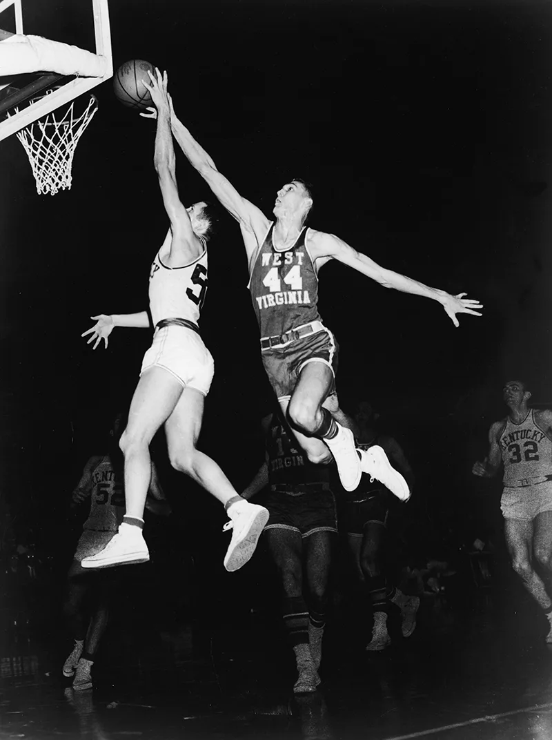 These Vintage Photos Capture The March Madness Spirit