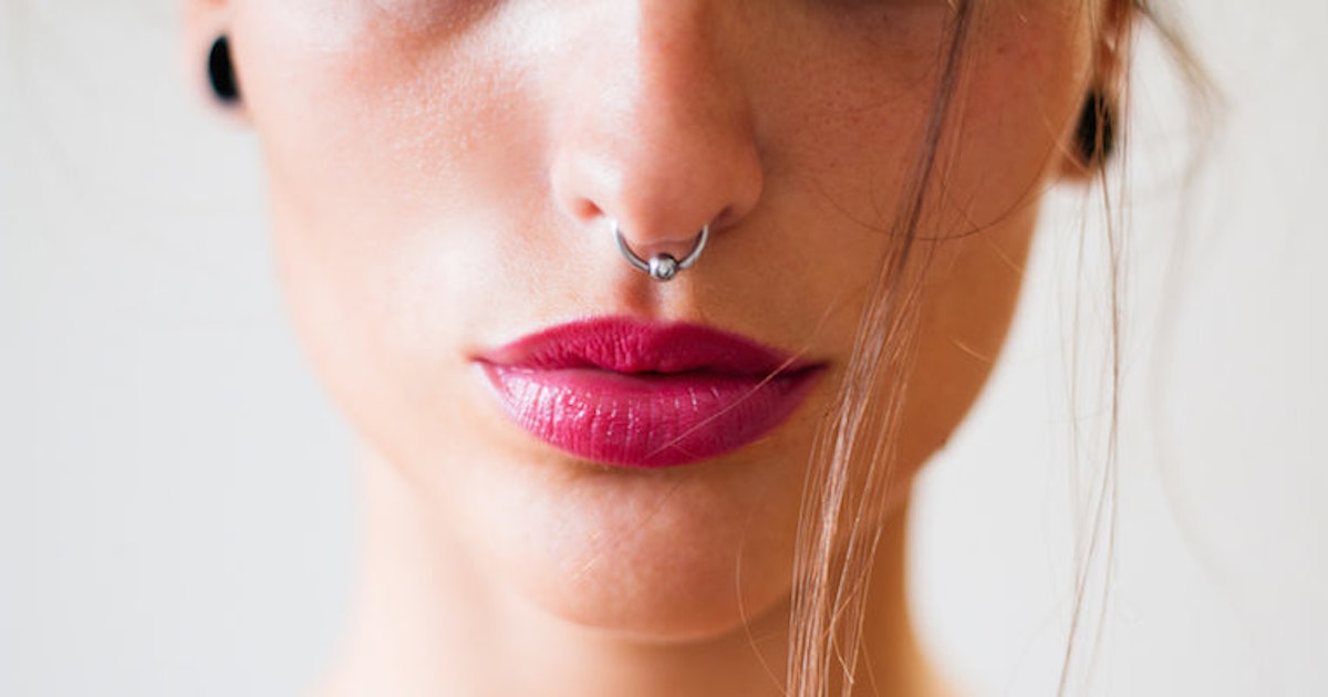 Plucking Your Nose Hairs Can Kill You So Beauty Is Pain