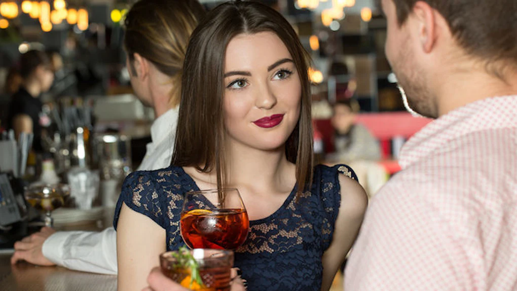 αυτοπεποίθηση με τις γυναίκες