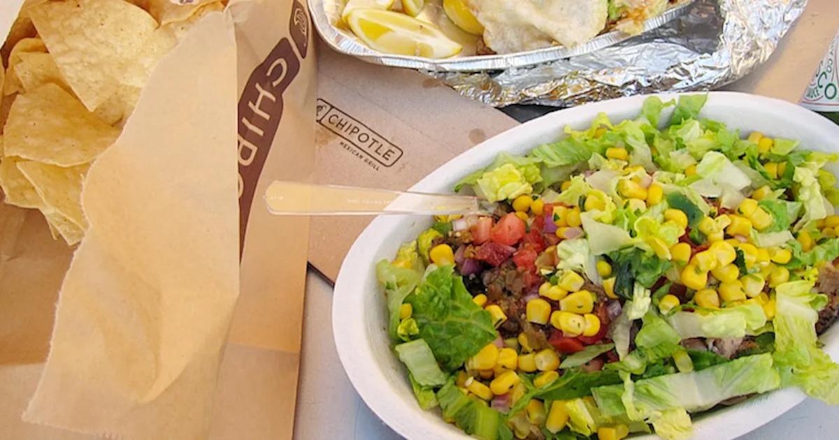 Here's How You Can Take Advantage Of Chipotle's Upcoming Rewards Program