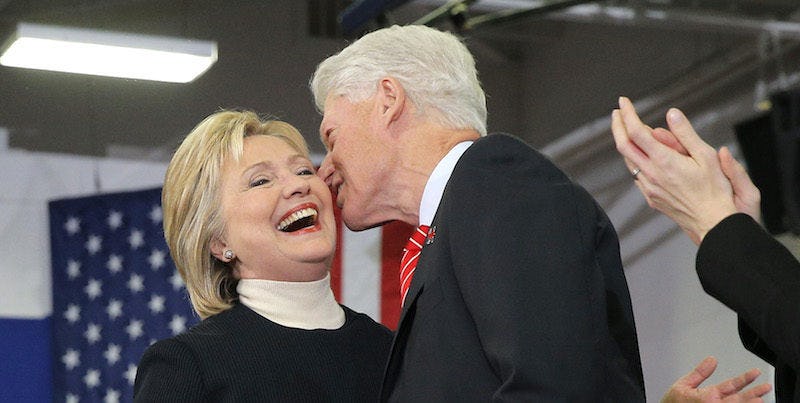 9 Things You Never Knew About Bill And Hillary Clinton's Love Story