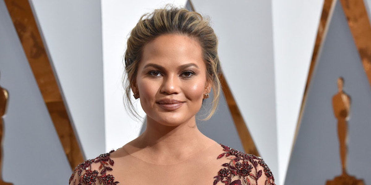 Chrissy Teigen Posts Snapchat To Show How Much Editing Goes Into Her Selfies
