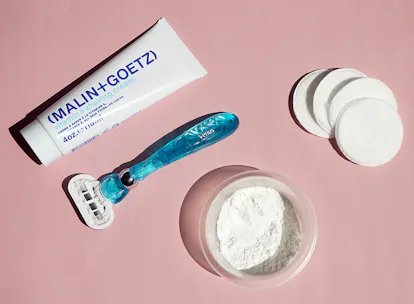 Here's How You Can Use Cornstarch To Heal Your Itchy, Bumpy Razor Burn