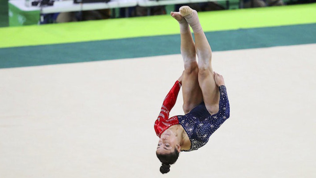 Aly Raisman S Messy Bun Is A Major Clap Back At Gymnastics Double