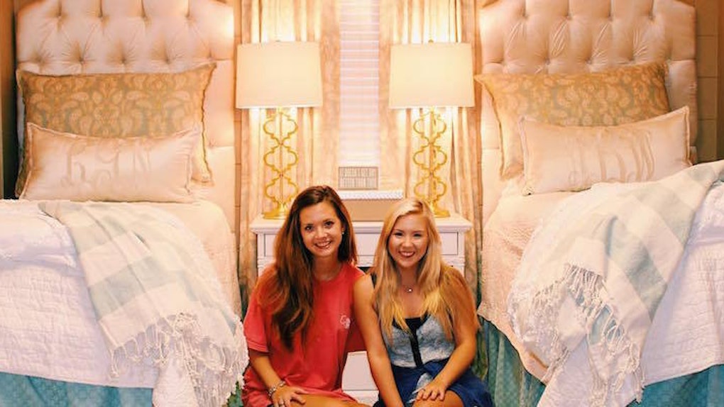 Two Girls Transformed Their College Dorm Into A Palace And