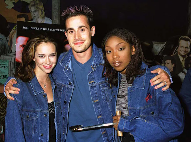 The '90s Denim-On-Denim Trend Is Making A Comeback, And We Don't Hate It The '90s Denim-On-Denim Trend Is Making A Comeback, And We Don't Hate It