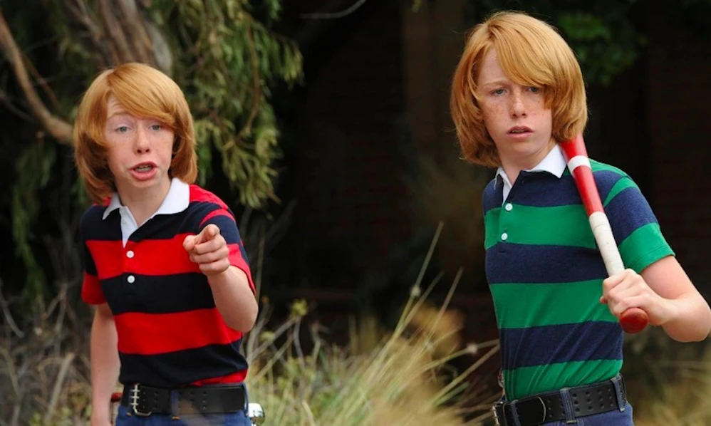 It Looks Like The Creepy Twins From The Very First Episode Of AHS Are it-looks-like-the-creepy-twins-from-the-very-first-episode-of-ahs-are