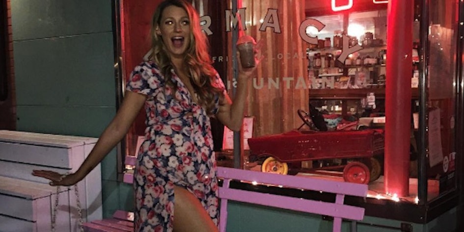 Blake Lively Looks Amazing In New Instagram Days After Giving Birth