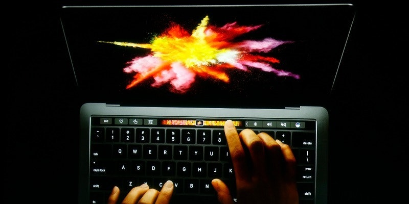 how to turn on macbook pro touch bar