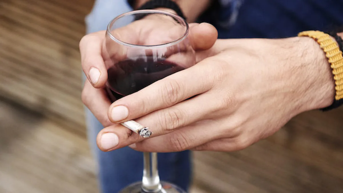 combining tobacco products with alcohol Smoking and Drinking Combine to Raise Cancer Risk Tobacco and Alcohol - Worse