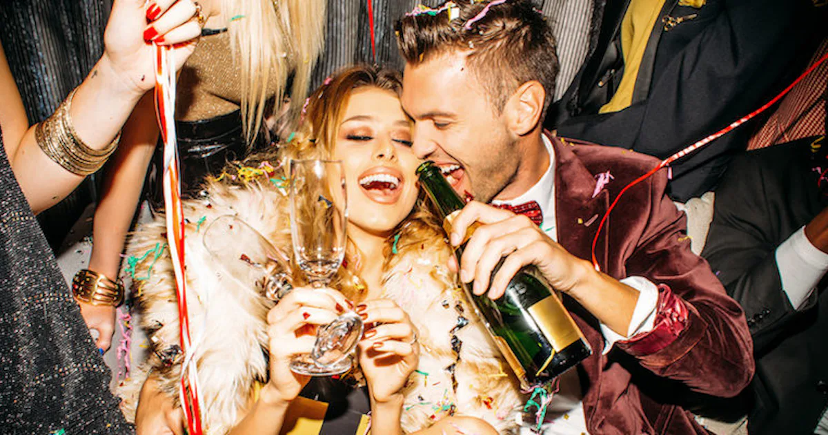 7 Ways To Get Him To Ask You Out Without Talking To Him