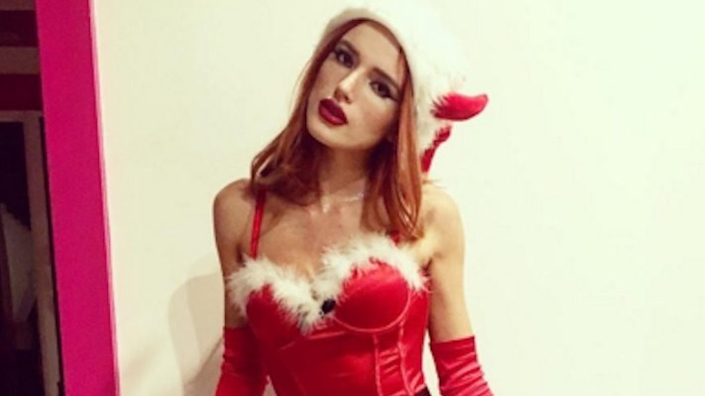 Bella Thorne Strips Down To A Sexy Santa Suit For Instagram Bella Thorne Strips Down To A Sexy Santa Suit For Instagram - 1020 x 574 jpeg 53kB