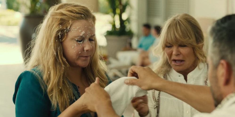 Amy Schumer Is Sprayed With Whale Semen In Snatched