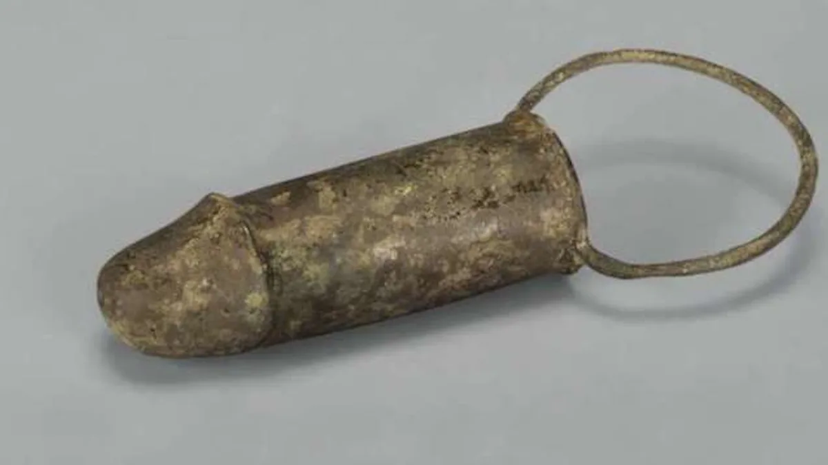 Large Dildos And Butt Plugs Found In 2,000-Year-Old Chinese Tombs Large Dildos And Butt Plugs Found In 2,000-Year-Old Chinese Tombs