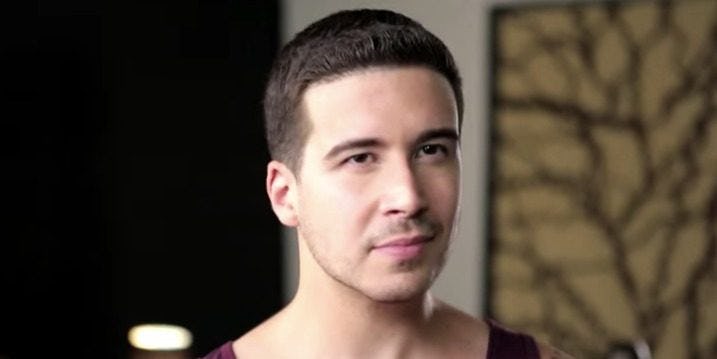 'Bachelor' Star Corinne In NSFW Ad With 'Jersey Shore' Vinny