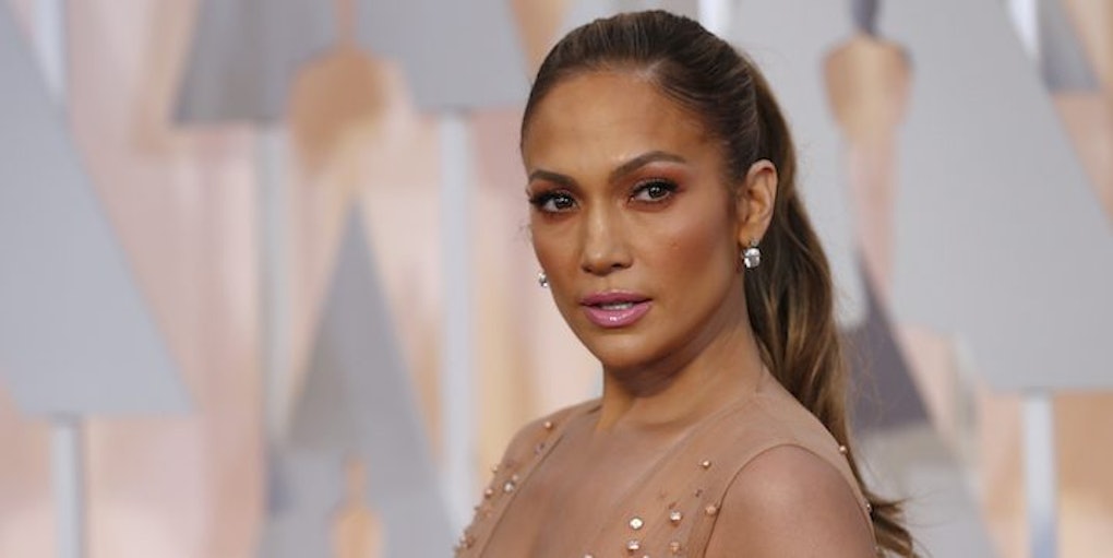 After Drake Goes On Date With Porn Star, JLo Posts Sexy Pic