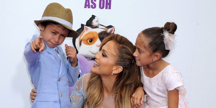 Jennifer Lopez Gives Beyoncé Advice On Raising Twins