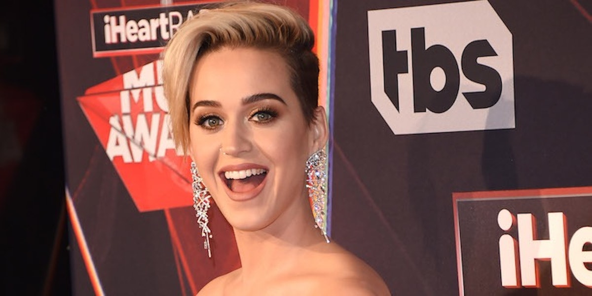 Katy Perry Had Quinoa In Her Teeth At iHeartRadio Awards