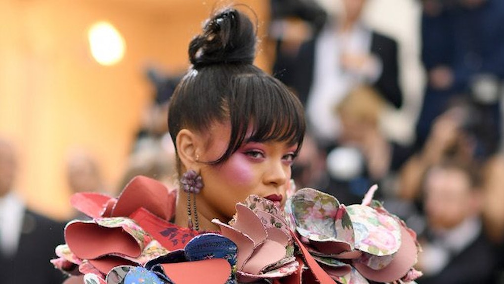 Rihanna Low Key Shades Kim Kardashian S Met Gala Dress