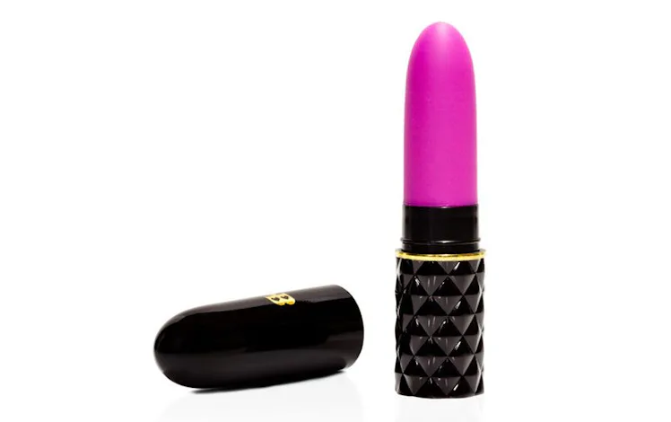 10 Discreet And Luxurious Vibrators That Will Render Your Man Useless This Summer 10 Discreet And Luxurious Vibrators That Will Render Your Man Useless This Summer