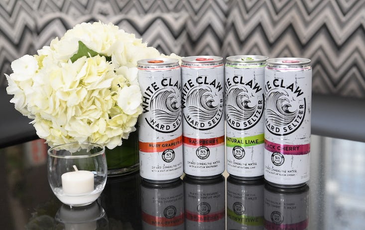 Erin Andrews' Wedding Plans With Jarret Stoll Are Adorable