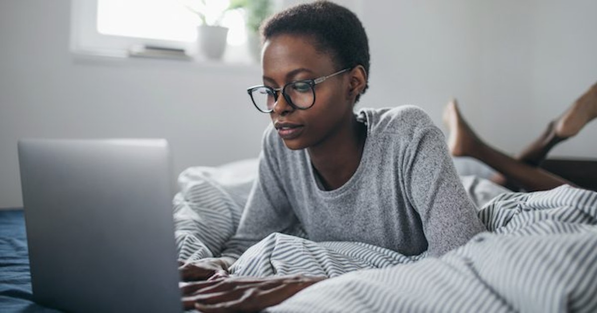 6 Places To Read Erotic Novels For Free Online To Get Your Fix