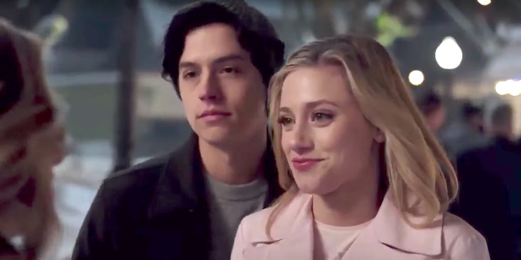 Betty's black and pink lace bra on Riverdale