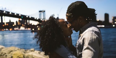 How To Kiss For The First Time So Your Date Will Want To Kiss You Again