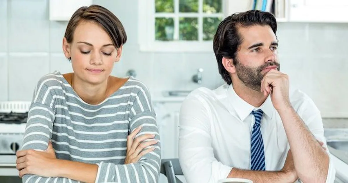 Obvious Control 3 Signs Of A Controlling Partner That You Absolutely Need To Look Out For
