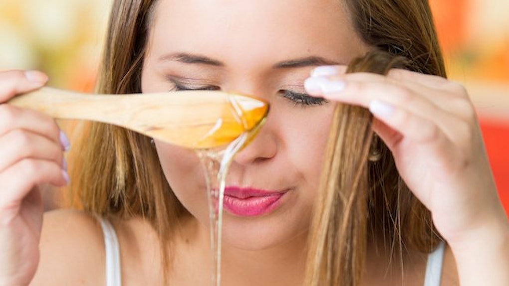 Using Honey On Hair Can Change Your Life In These 5 Incredible Ways