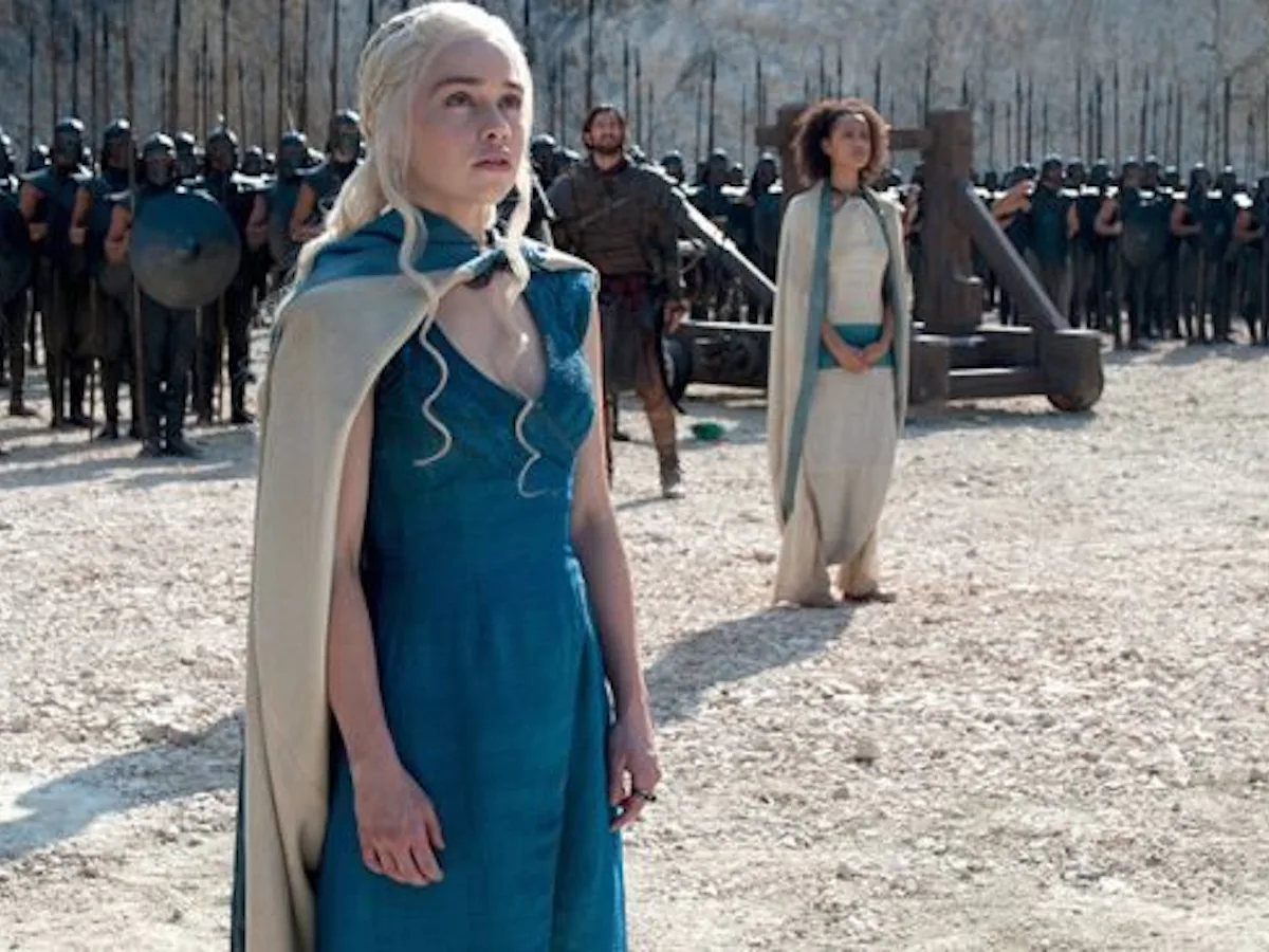 DIY Daenerys Halloween Costume Guide That Will Make Your Halloween The Best One Yet DIY Daenerys Halloween Costume Guide That Will Make Your Halloween The Best One Yet
