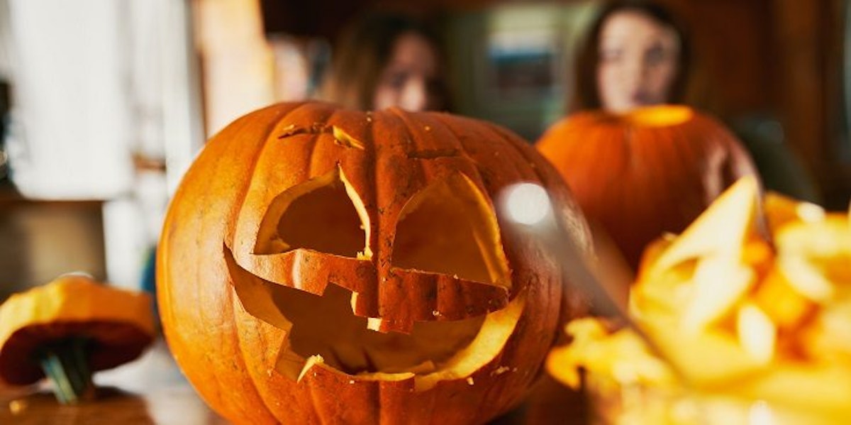 Easy Pumpkin Carving Ideas Perfect For Your Dorm Room