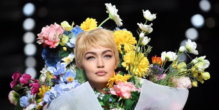 Gigi hadid discount moschino flowers